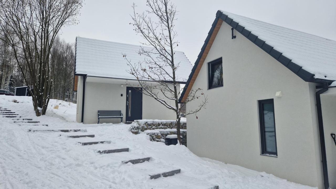 Brzuchem Do Gory Chocieszow Exterior foto